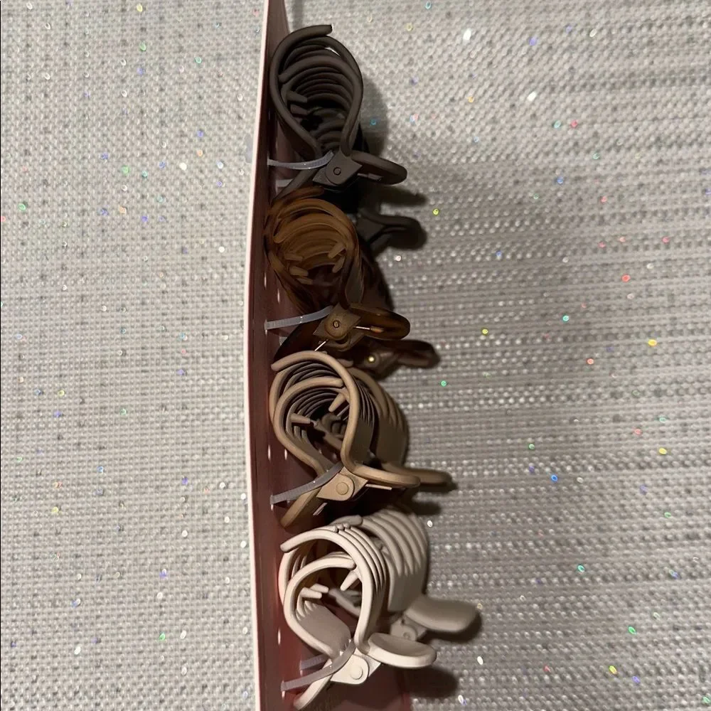 Black Diamond set of 8 rectangle matte cream brown neutral hair claw clips